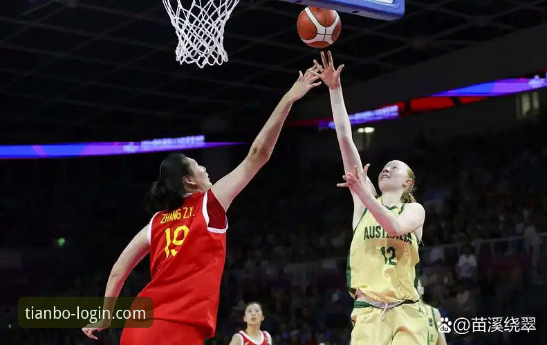 中国女篮战术革新解析：一大四小与双塔的胜利变奏